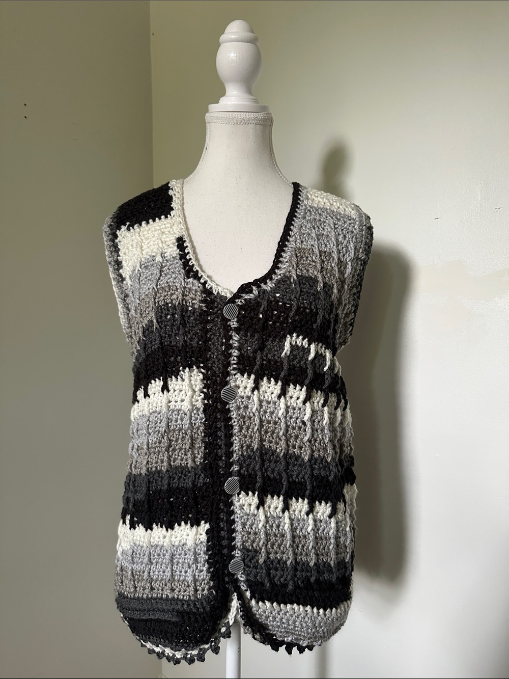 HANDMADE Neutral Gradient Layering Casual Knit Sleeveless Button Up Vest